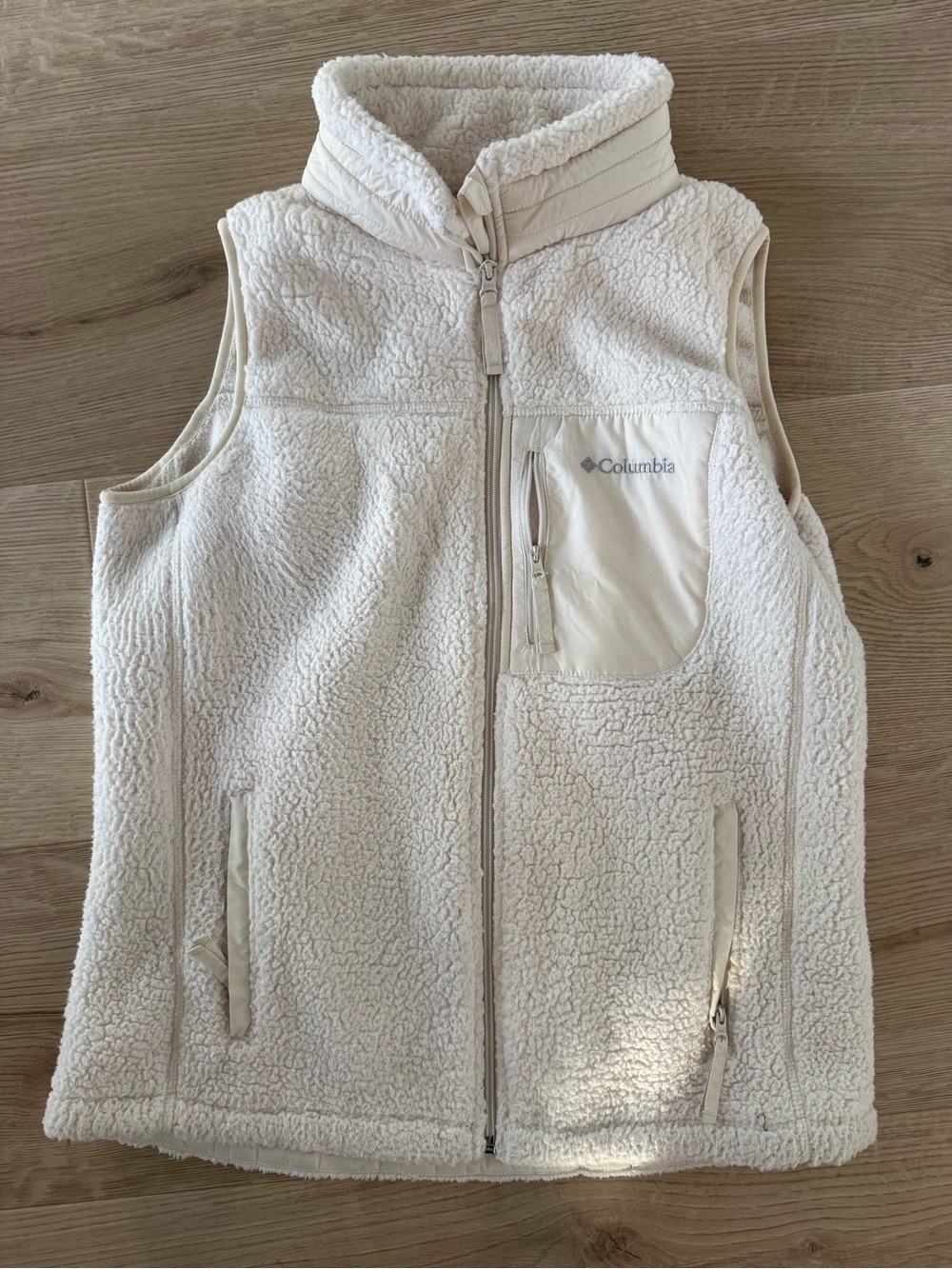 Columbia Cream Fleece Vest